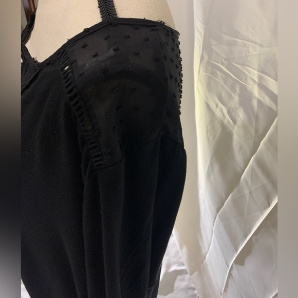 3/$28❤️Danielrainn black, three-quarter sleeve, V-neck loose fit top size 2X - Picture 4 of 10